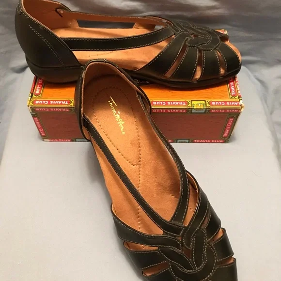 Thom McAn Black Sandals - Picture 2 of 8